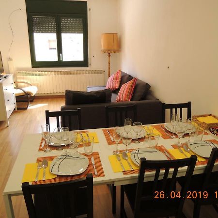 Apartament Jasmine Appartamento Besalú Esterno foto
