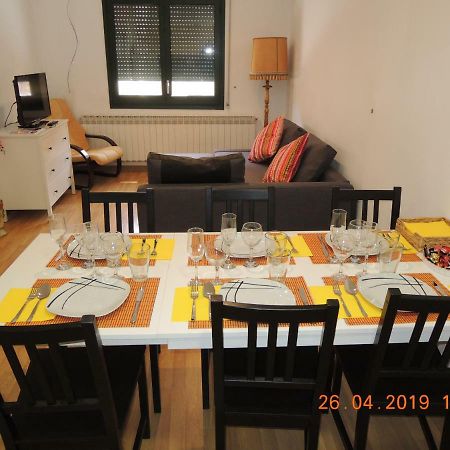 Apartament Jasmine Appartamento Besalú Esterno foto