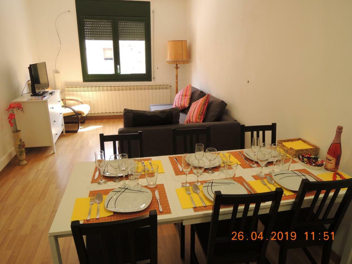 Apartament Jasmine Appartamento Besalú Esterno foto