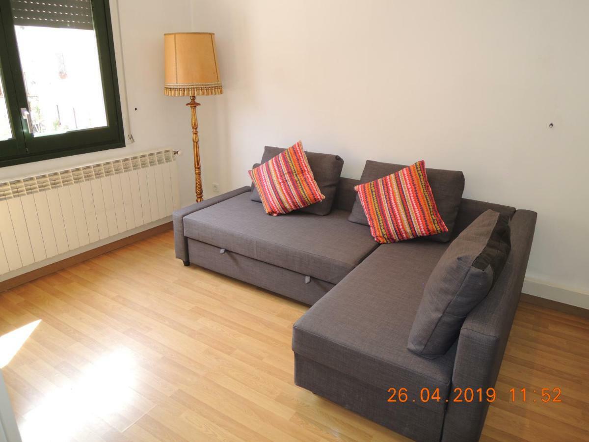 Apartament Jasmine Appartamento Besalú Esterno foto