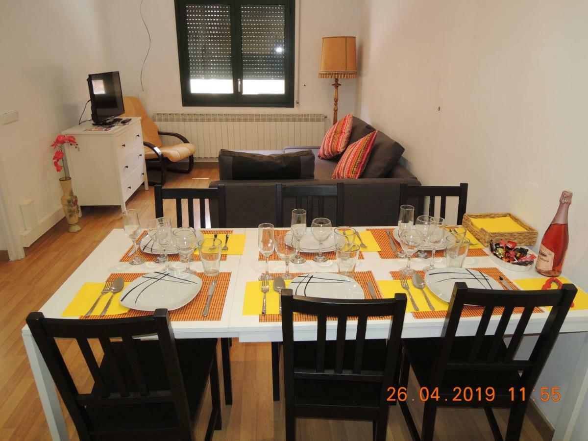 Apartament Jasmine Appartamento Besalú Esterno foto