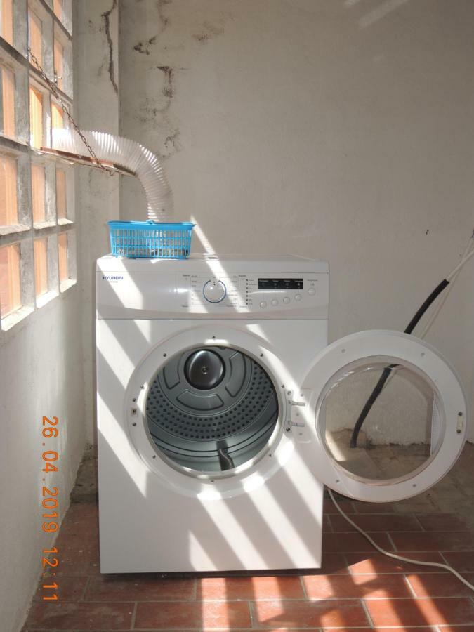 Apartament Jasmine Appartamento Besalú Esterno foto